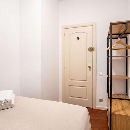 Next To Sagrada Familia 4-Bedroom Apartment Barcelona Eksteriør billede