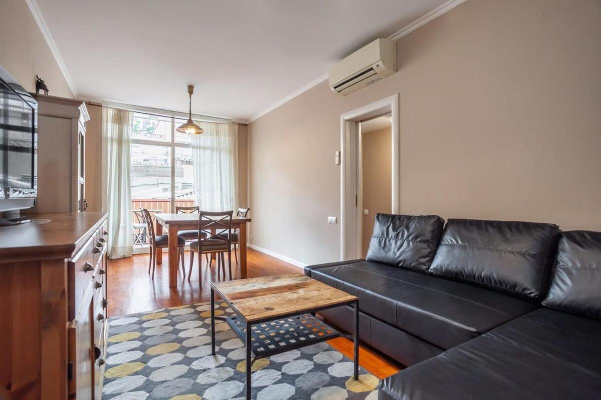 Next To Sagrada Familia 4-Bedroom Apartment Barcelona Eksteriør billede