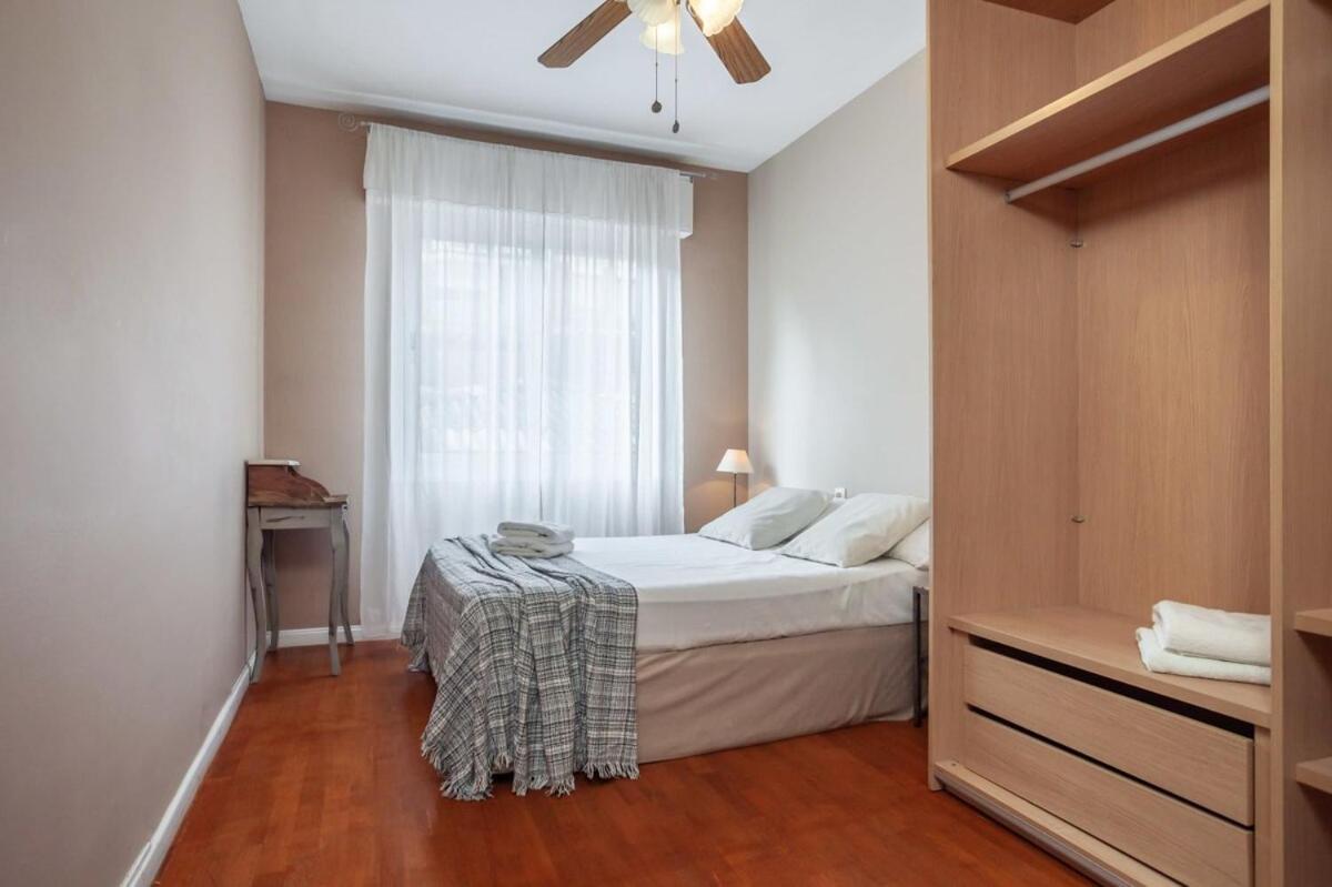 Next To Sagrada Familia 4-Bedroom Apartment Barcelona Eksteriør billede