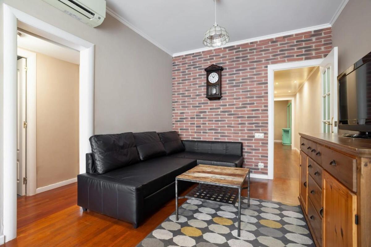 Next To Sagrada Familia 4-Bedroom Apartment Barcelona Eksteriør billede