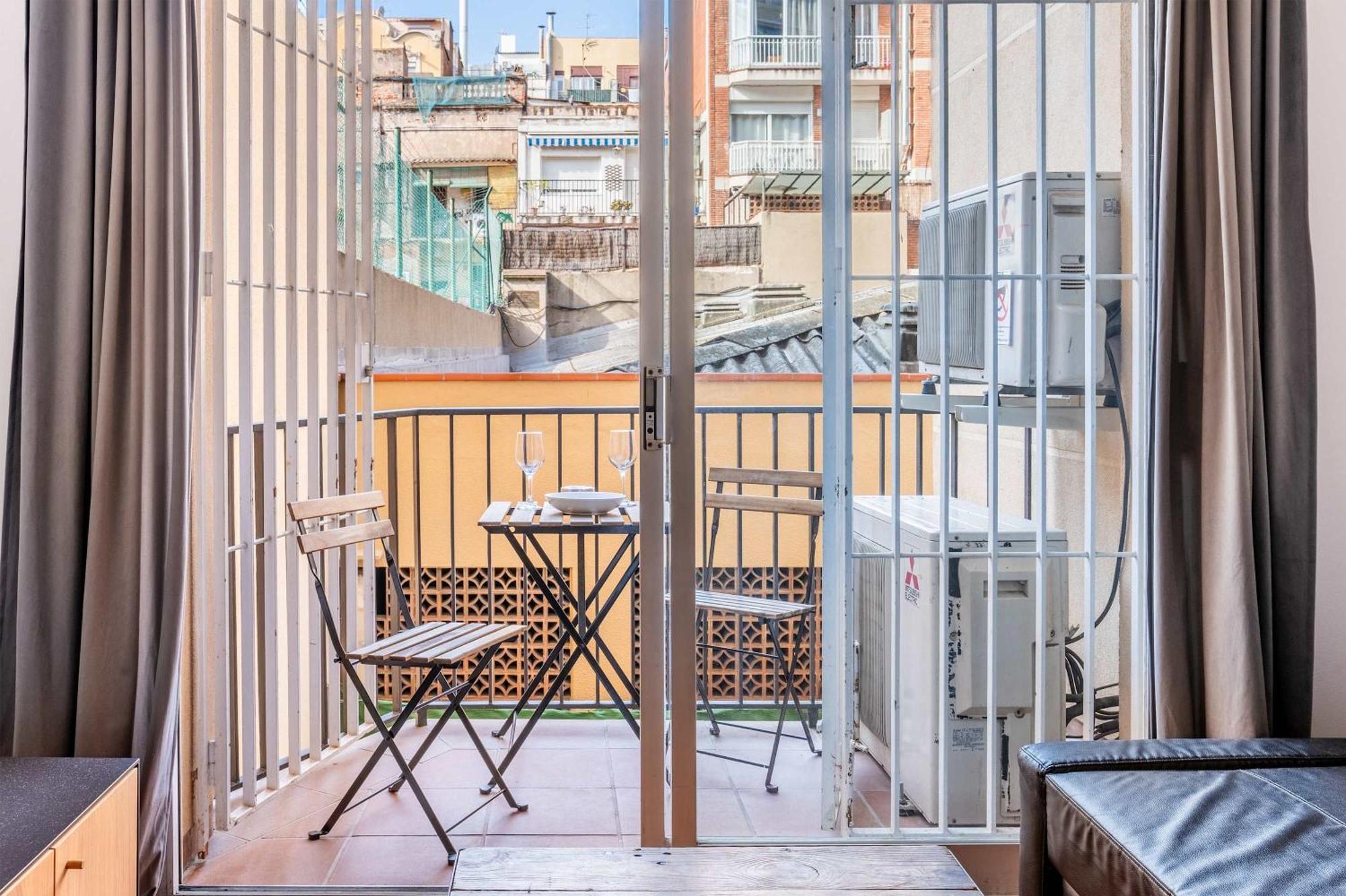Next To Sagrada Familia 4-Bedroom Apartment Barcelona Eksteriør billede