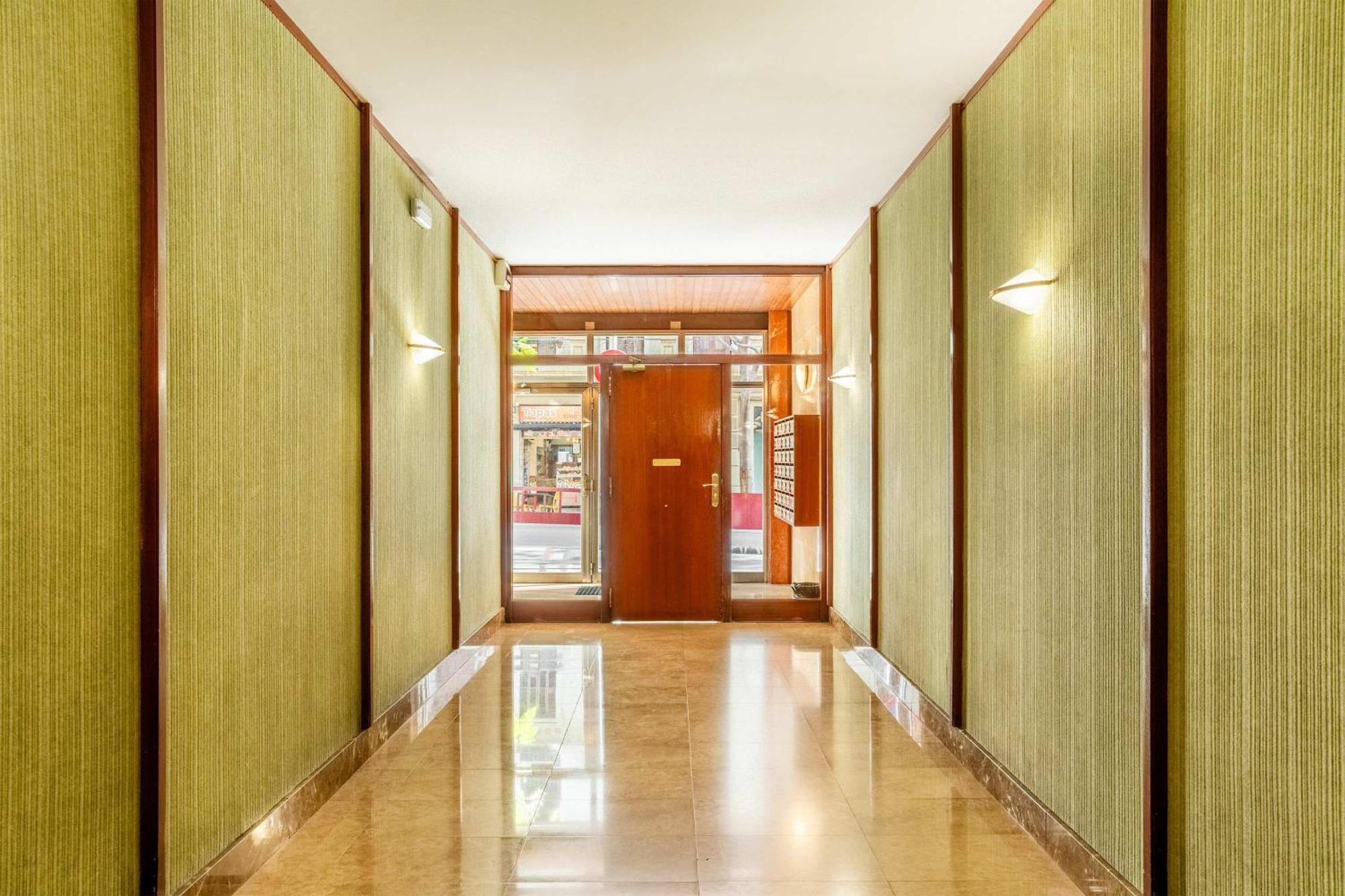 Next To Sagrada Familia 4-Bedroom Apartment Barcelona Eksteriør billede