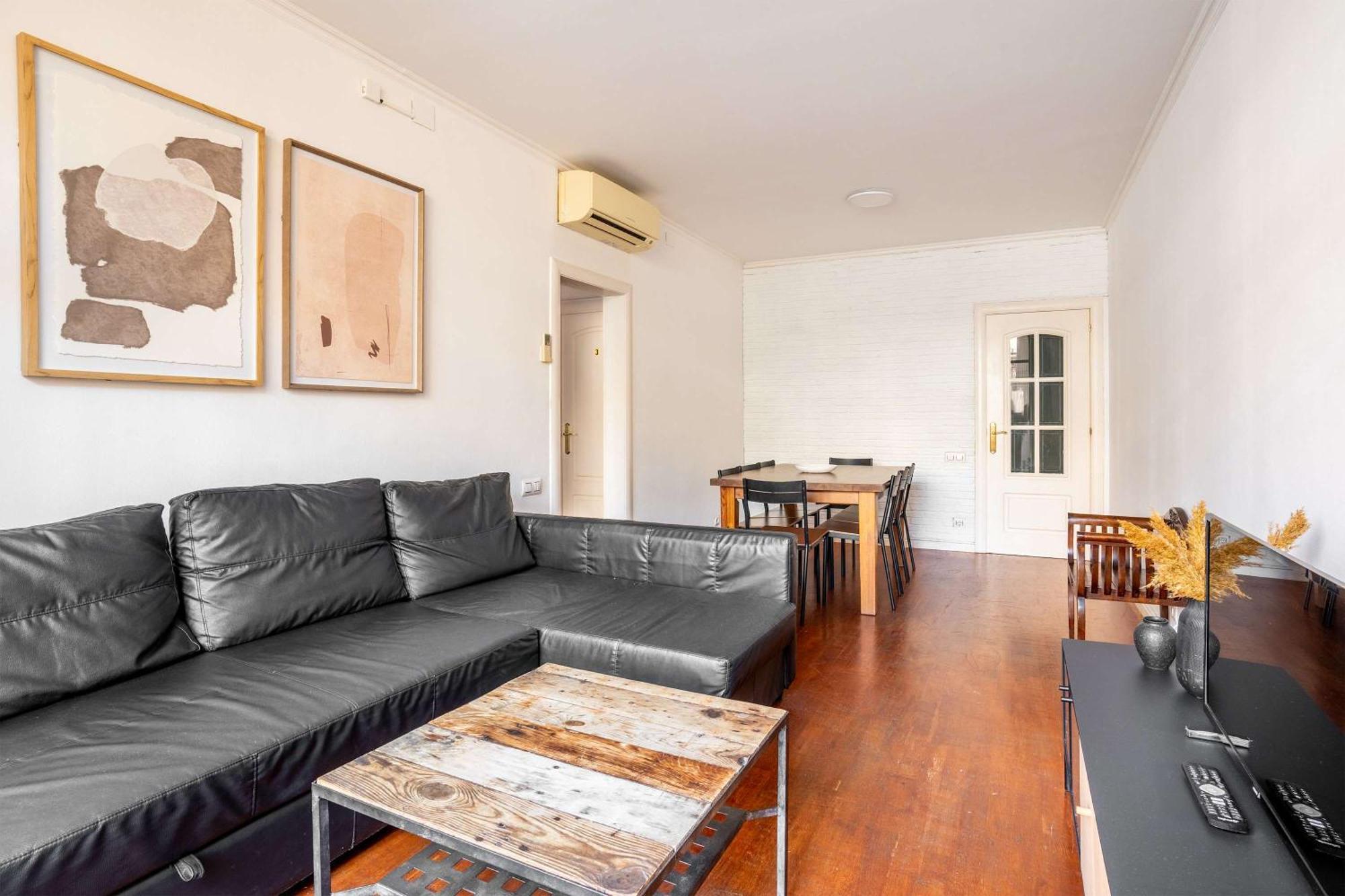 Next To Sagrada Familia 4-Bedroom Apartment Barcelona Eksteriør billede